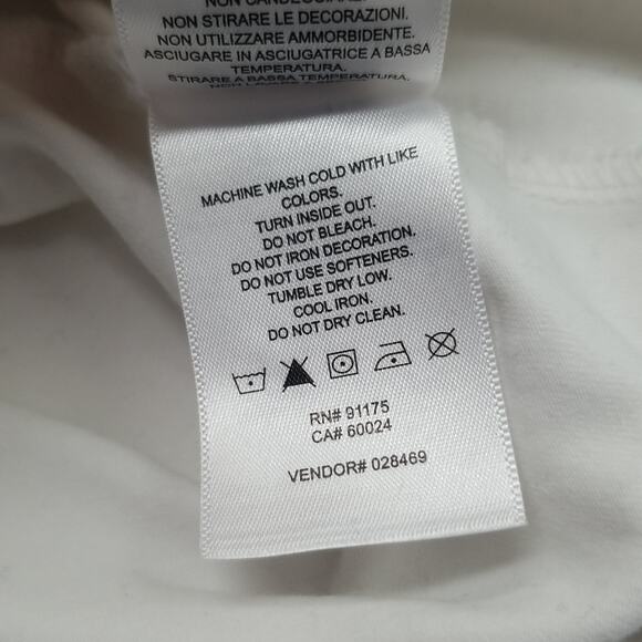 Fila Womens SZ XL Tee T Shirt White Outline Spellout TINY FLAW Stretch Boxy Fit - Picture 10 of 11